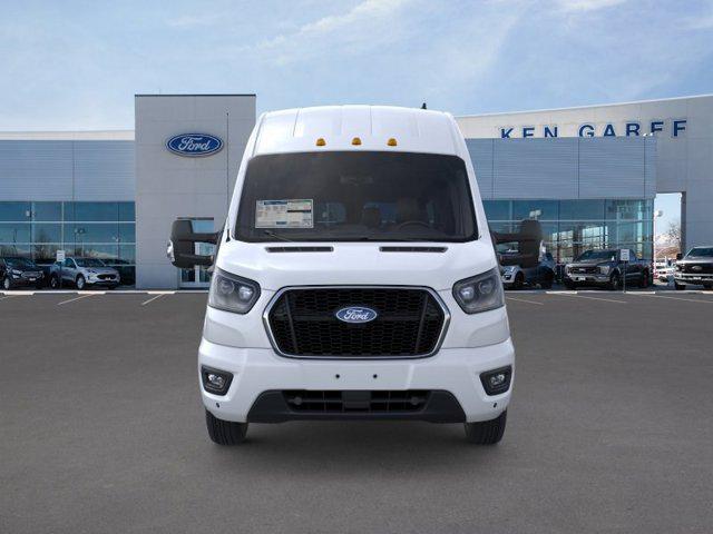 2026 Ford Transit Passenger Wagon XLT