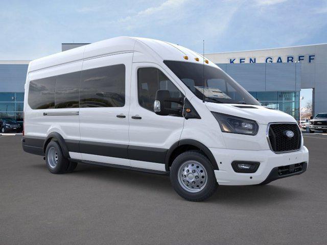 2026 Ford Transit Passenger Wagon XLT