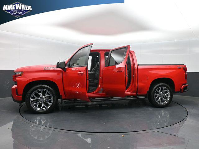 2020 Chevrolet Silverado 1500 2WD Crew Cab Short Bed RST