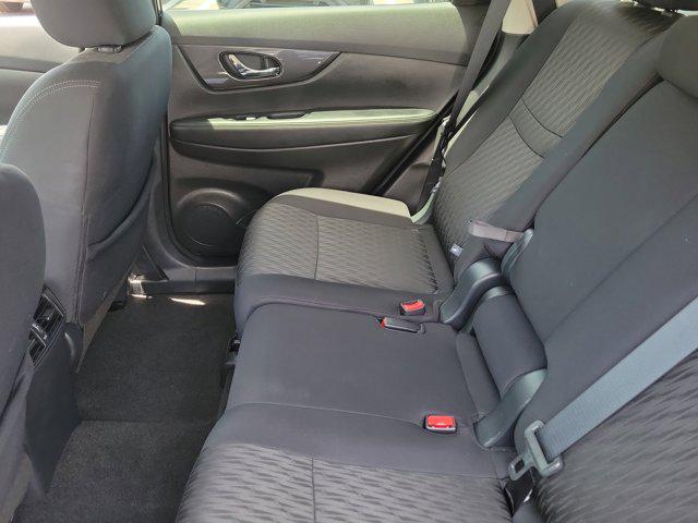 2020 Nissan Rogue SV FWD