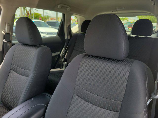 2020 Nissan Rogue SV FWD