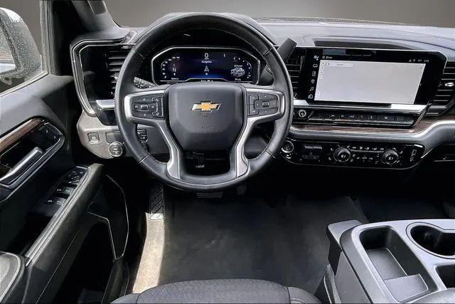 2025 Chevrolet Silverado 1500 2WD Crew Cab Short Bed LT