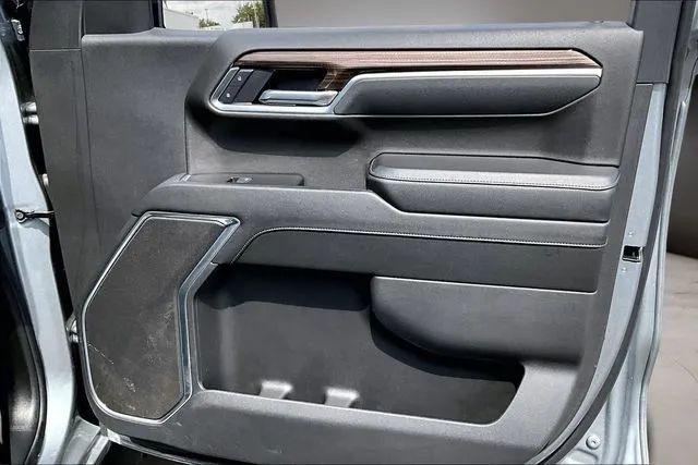 2025 Chevrolet Silverado 1500 2WD Crew Cab Short Bed LT