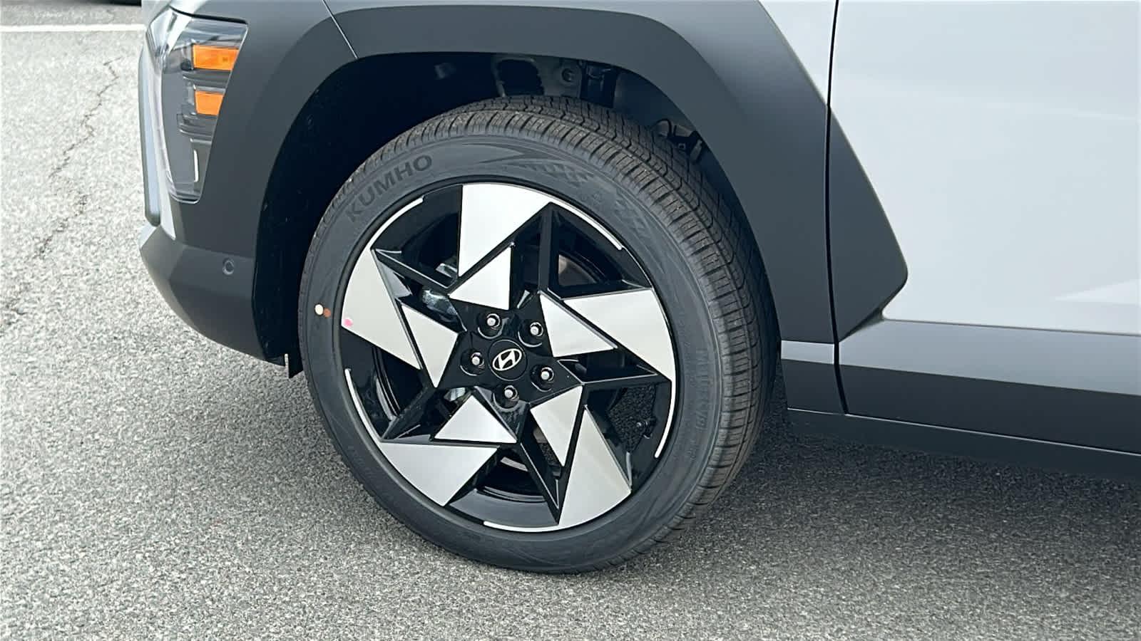 New 2026 Cyber Gray Metallic Hyundai Limited AWD image 39