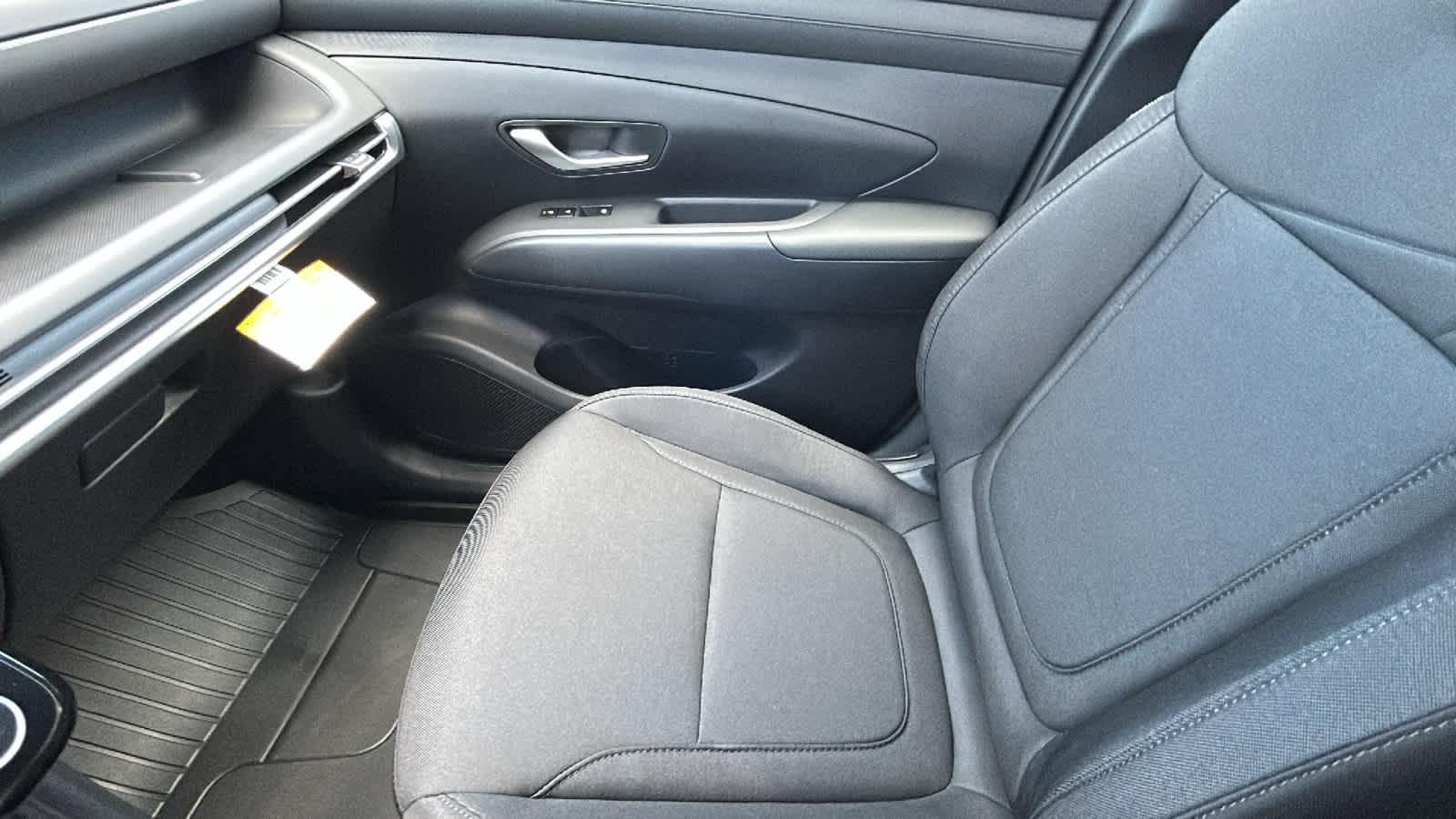 New 2026 Creamy White Pearl Hyundai SEL AWD image 42