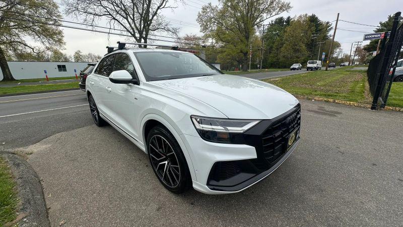 2021 Audi Q8 Premium Plus 55 TFSI quattro Tiptronic