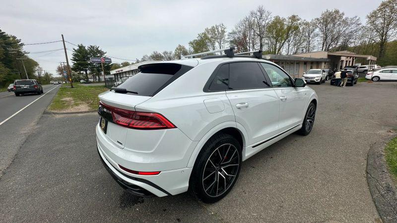 2021 Audi Q8 Premium Plus 55 TFSI quattro Tiptronic