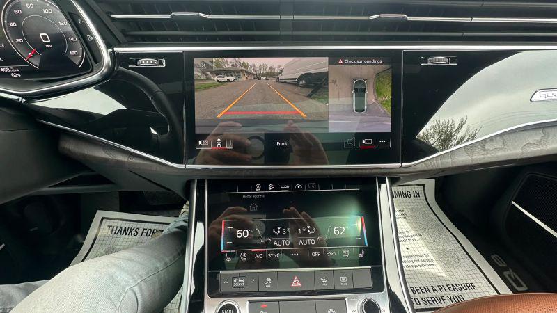 2021 Audi Q8 Premium Plus 55 TFSI quattro Tiptronic