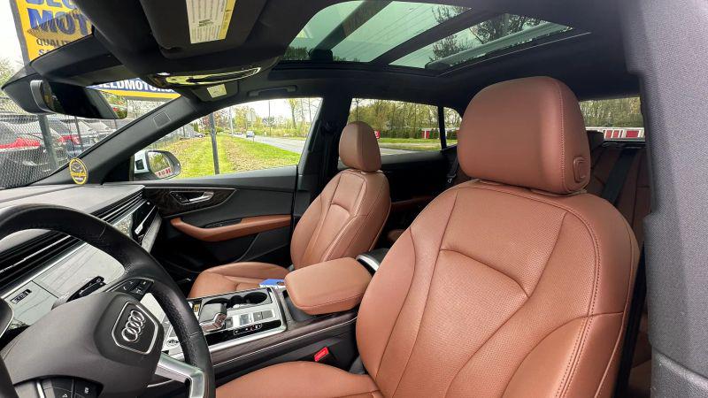 2021 Audi Q8 Premium Plus 55 TFSI quattro Tiptronic