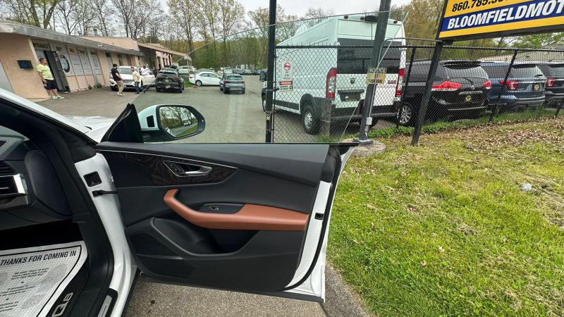 2021 Audi Q8 Premium Plus 55 TFSI quattro Tiptronic