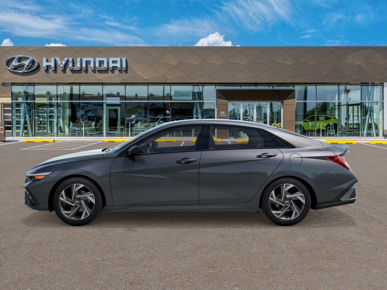 2026 Hyundai Elantra SEL photo 3