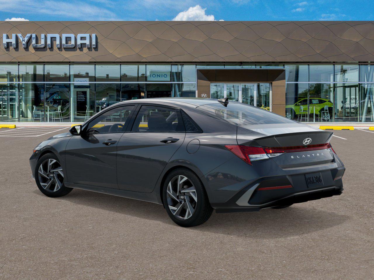 2026 Hyundai Elantra SEL photo 5