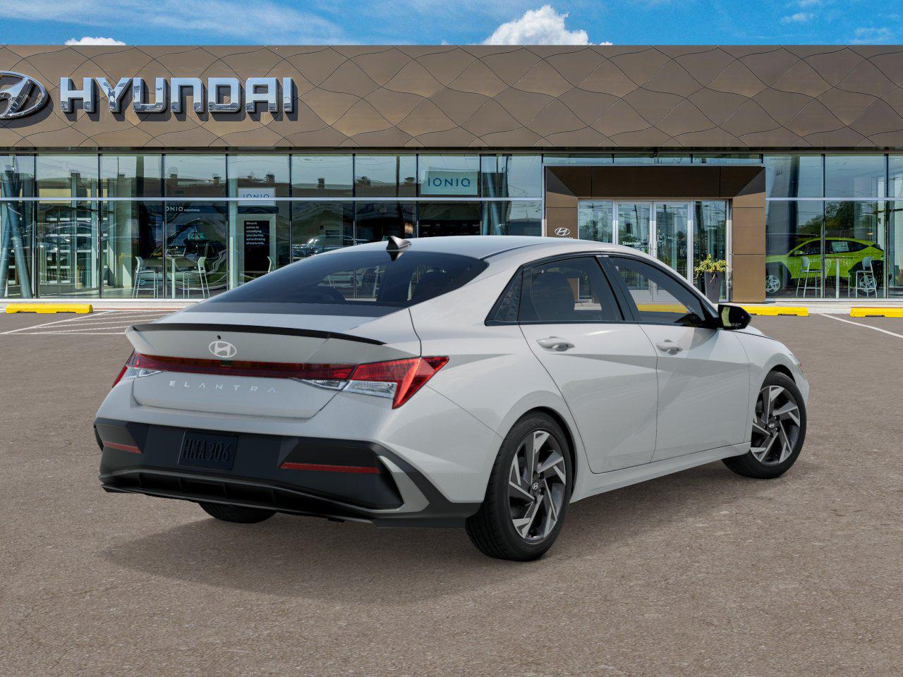 2026 Hyundai Elantra SEL photo 4