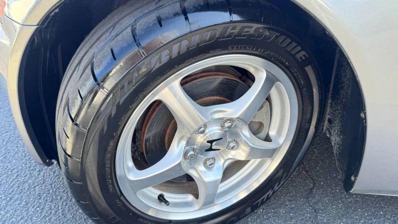2000 Honda S2000 Base