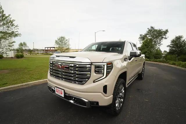 2026 GMC Sierra 1500 Crew Cab, Short Bed, Denali, 4WD
