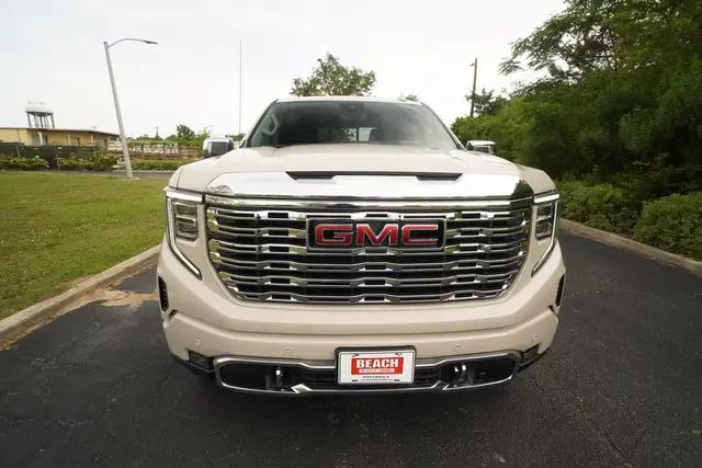 2026 GMC Sierra 1500 Crew Cab, Short Bed, Denali, 4WD