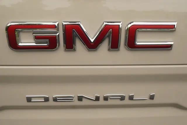 2026 GMC Sierra 1500 Crew Cab, Short Bed, Denali, 4WD