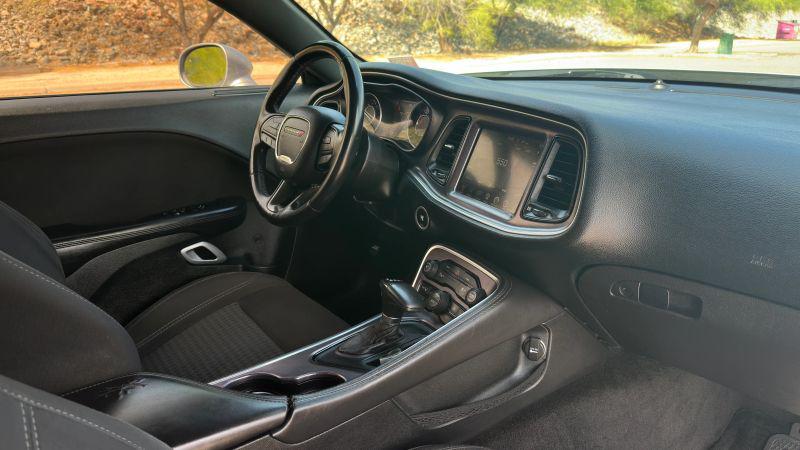 2015 Dodge Challenger SXT
