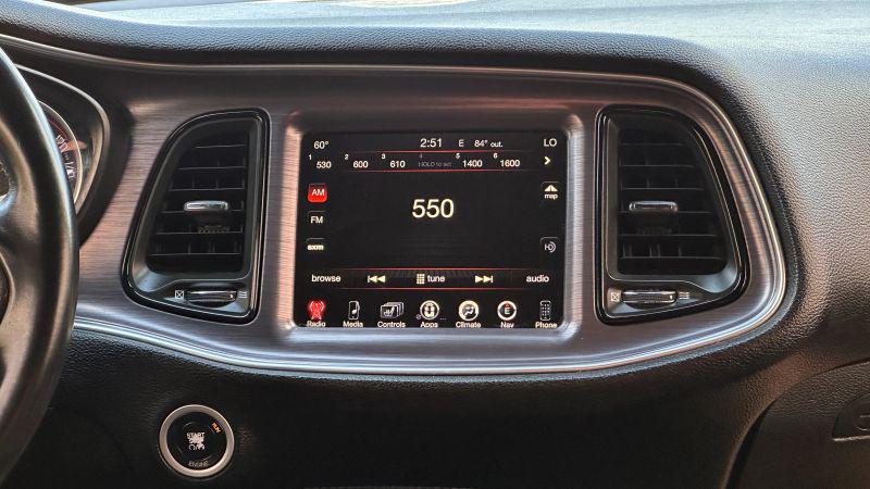 2015 Dodge Challenger SXT