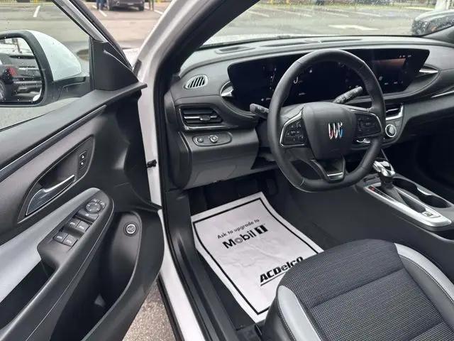 2024 Buick NV Preferred FWD