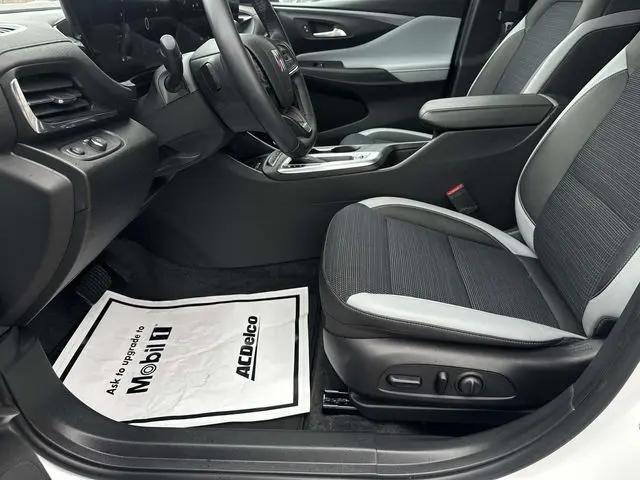 2024 Buick NV Preferred FWD