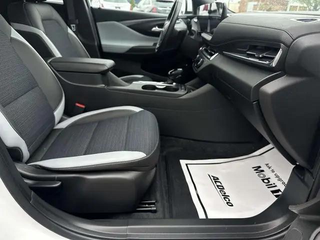 2024 Buick NV Preferred FWD