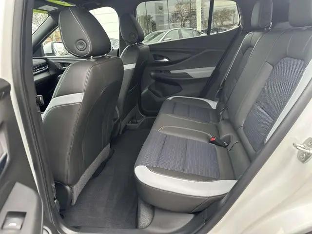 2024 Buick NV Preferred FWD