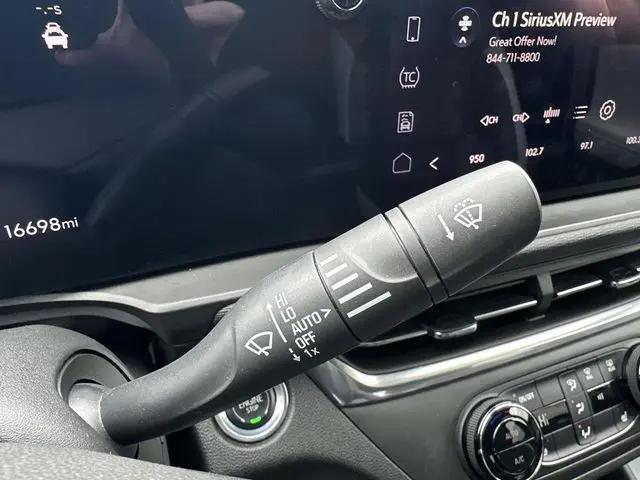 2024 Buick NV Preferred FWD