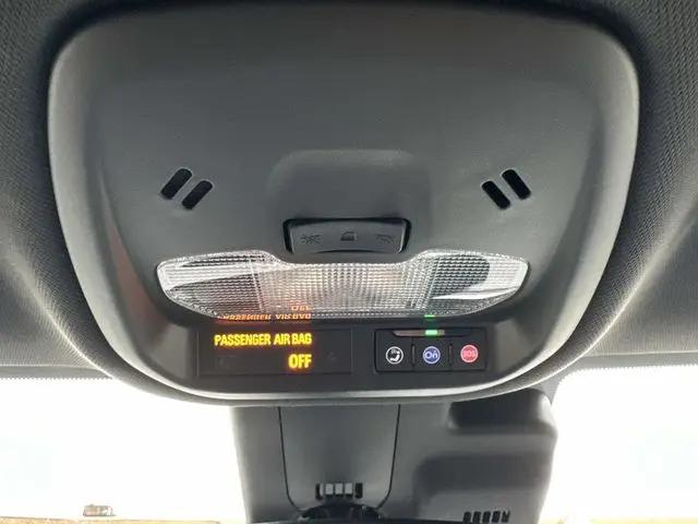 2024 Buick NV Preferred FWD