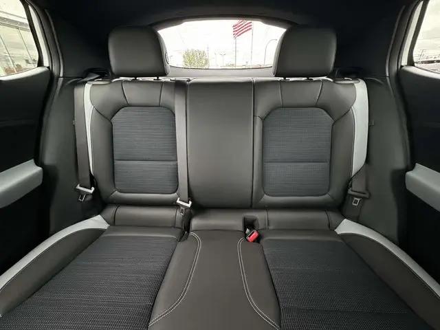 2024 Buick NV Preferred FWD