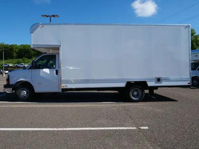 2026 Chevrolet Express Cutaway Work Van