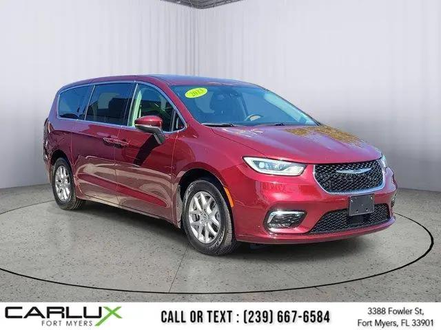 2023 Chrysler Pacifica Touring L for sale in Fort Myers, FL