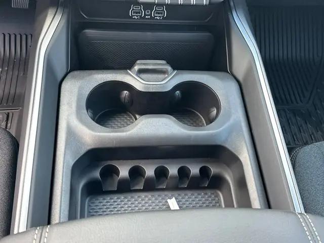 2026 Ram 1500 Big Horn Quad Cab 4x2 64 Box