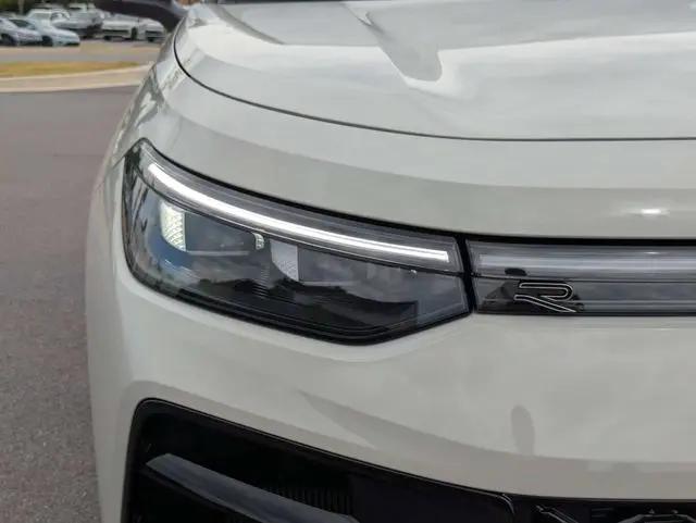 2026 Volkswagen Tiguan SEL R-Line Turbo