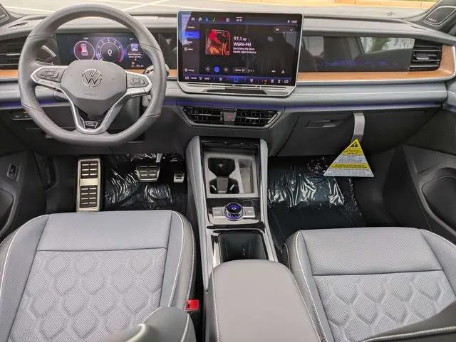 2026 Volkswagen Tiguan SEL R-Line Turbo