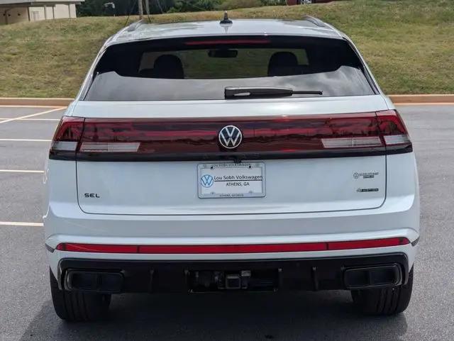 2026 Volkswagen Atlas Cross Sport SEL R-Line Black