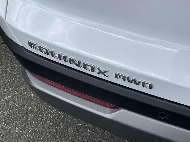 2026 Chevrolet Equinox AWD LT