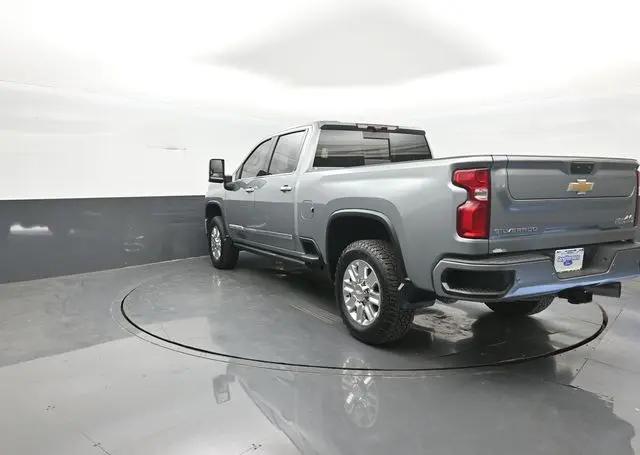 2024 Chevrolet Silverado 2500HD 4WD Crew Cab Standard Bed High Country