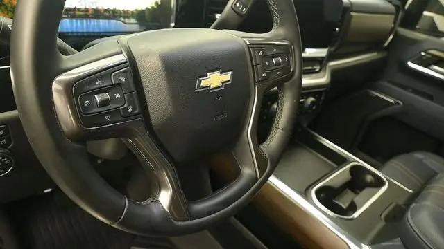 2024 Chevrolet Silverado 2500HD 4WD Crew Cab Standard Bed High Country