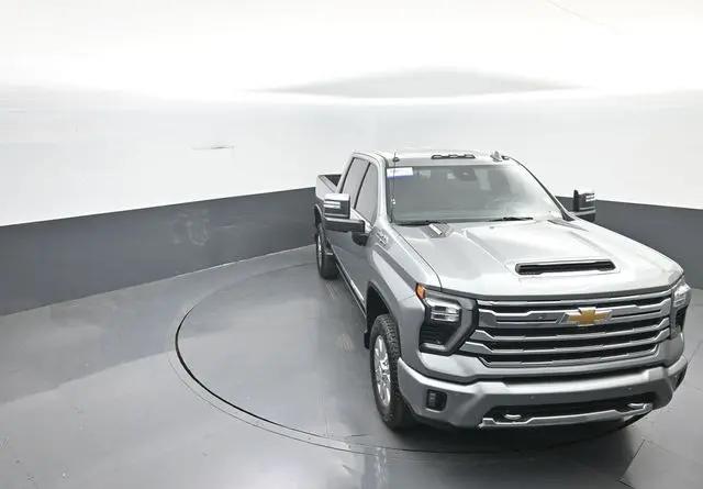 2024 Chevrolet Silverado 2500HD 4WD Crew Cab Standard Bed High Country