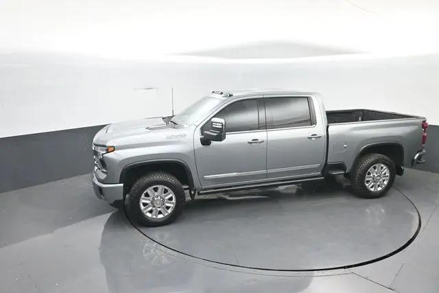 2024 Chevrolet Silverado 2500HD 4WD Crew Cab Standard Bed High Country