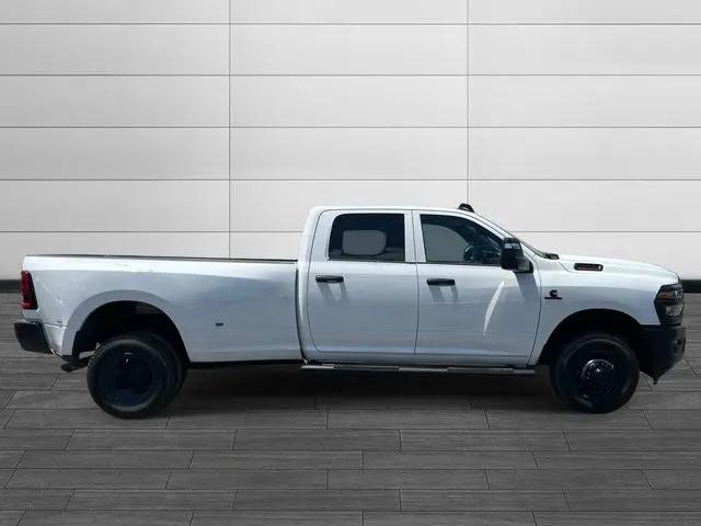2026 Ram 3500 Tradesman Crew Cab 4x4 8' Box