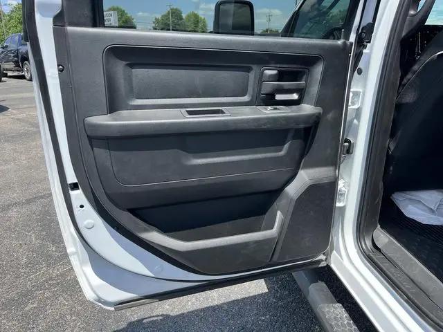 2026 Ram 3500 Tradesman Crew Cab 4x4 8' Box