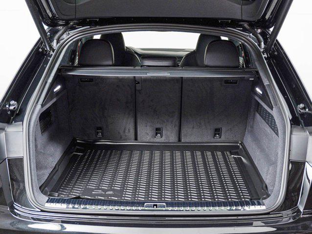 2026 Audi SQ8 Prestige TFSI quattro Tiptronic