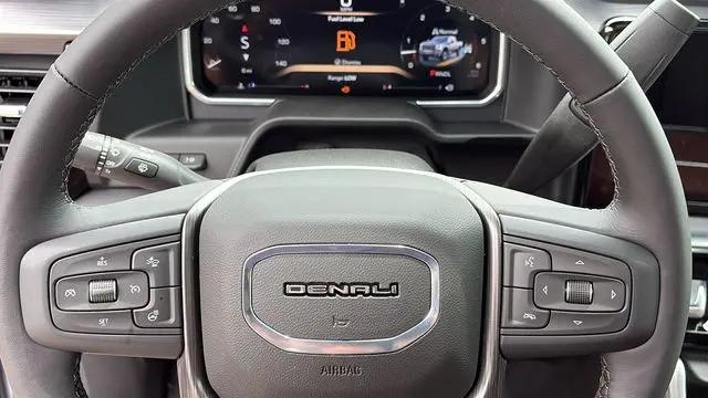 2026 GMC Sierra 2500HD Crew Cab, Standard Bed, Denali Ultimate, 4WD