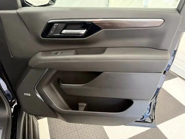 2026 Chevrolet Tahoe 4WD Premier