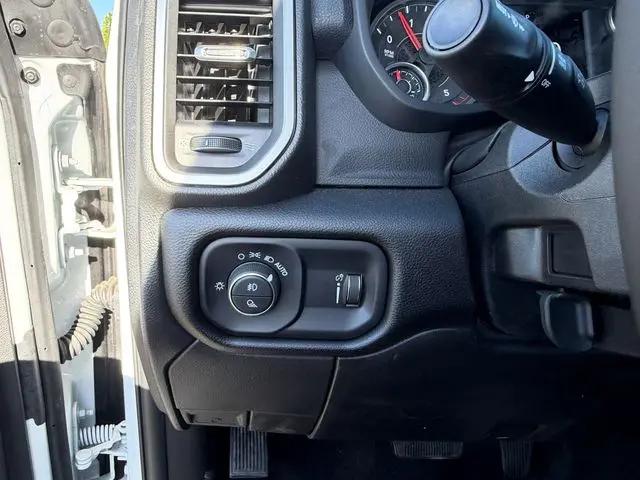 2026 Ram 3500 Big Horn Crew Cab 4x4 6'4" Box