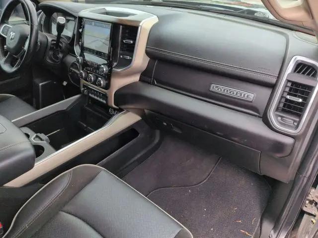 2022 Ram 3500 Laramie Crew Cab 4x4 8' Box