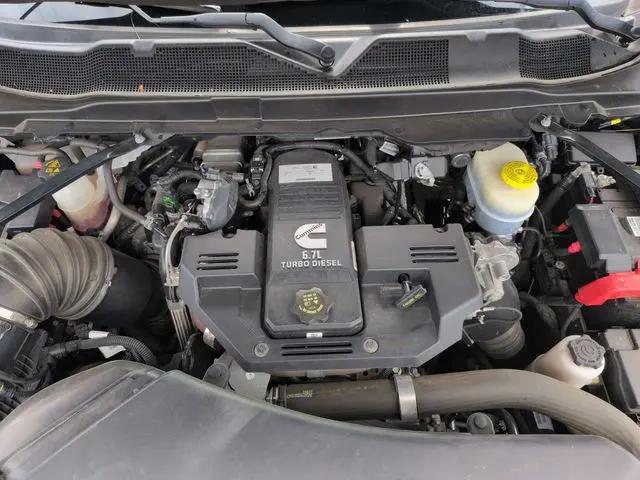 2022 Ram 3500 Laramie Crew Cab 4x4 8' Box