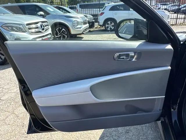 2023 Hyundai IONIQ 6 SEL
